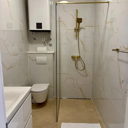 Arya Lägenhet Crikvenica