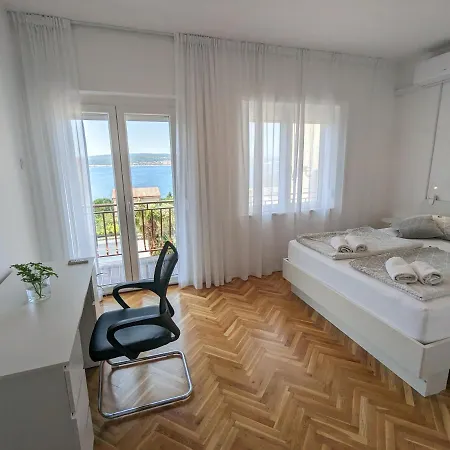 Apartment Arya
