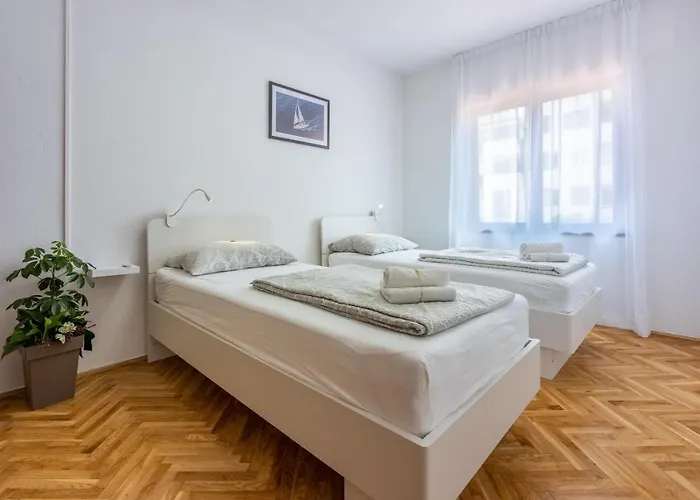 Arya Lägenhet Crikvenica