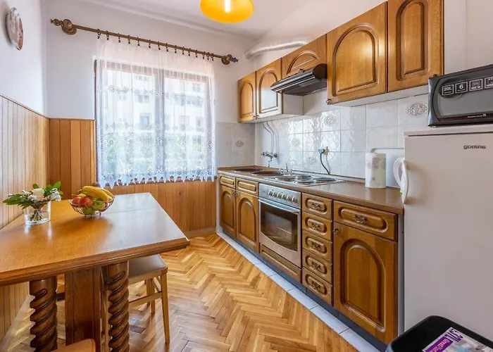 Arya Lägenhet Crikvenica